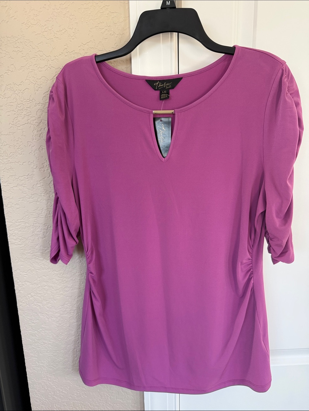 Thalia Sodi Magenta Short-Sleeve Keyhole Ruched Tee